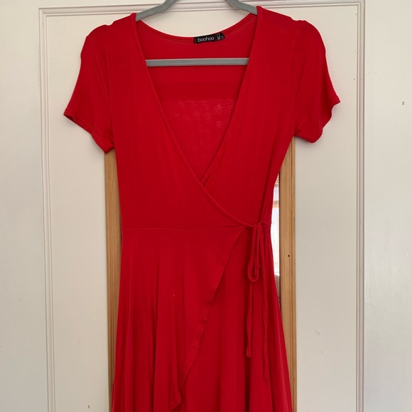 Red BooHoo Wrap Dress - Picture 3 of 3